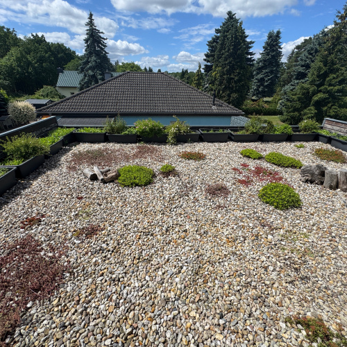 Stilvolles idyllisches Fachwerkhaus mit beheizter Doppelgarage und einem traumhaften Garten optimhome Immobilien Deutschland • Kaufen & Verkaufen Stilvolles idyllisches Fachwerkhaus mit beheizter Doppelgarage und einem traumhaften Garten optimhome Immobilien Deutschland • Kaufen & Verkaufen