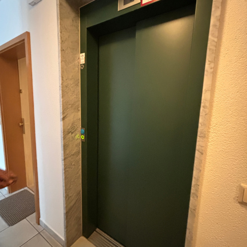 ***Feines Domizil mit Terrasse und Tiefgaragenstellplatz in bester Lage*** optimhome Immobilien Deutschland • Kaufen & Verkaufen