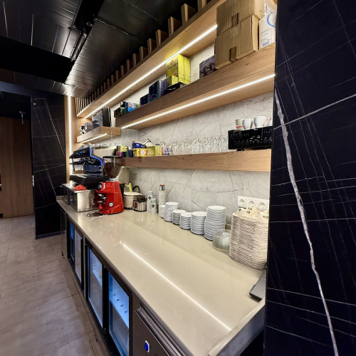Top Gastrofläche mit Vollausstattung für Backwaren und Grill-Restaurant! optimhome Immobilien Deutschland • Kaufen & Verkaufen