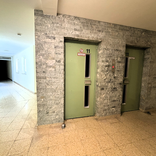 Sofort einziehen: Geräumige 4-Zimmer Wohnung mit Balkon und Stellplatz! optimhome Immobilien Deutschland • Kaufen & Verkaufen Sofort einziehen: Geräumige 4-Zimmer Wohnung mit Balkon und Stellplatz! optimhome Immobilien Deutschland • Kaufen & Verkaufen