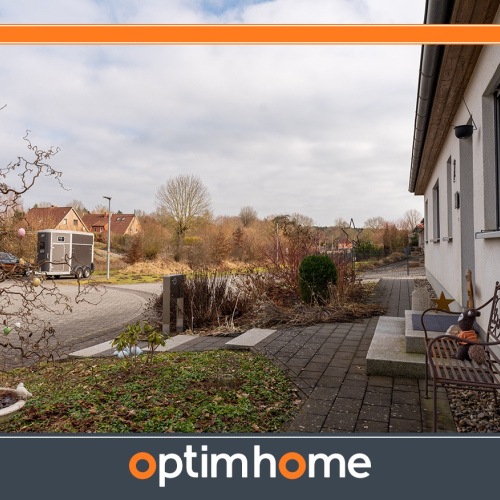 # VERKAUFT # Leben auf einer Ebene – Stilvoller Winkelbungalow zum Wohlfühlen optimhome Immobilien Deutschland • Kaufen & Verkaufen