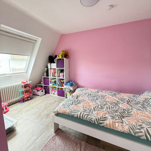 Familienparadies am Waldrand – 5-Zimmer-Reihenhaus mit Garten und zwei Balkonen! optimhome Immobilien Deutschland • Kaufen & Verkaufen Familienparadies am Waldrand – 5-Zimmer-Reihenhaus mit Garten und zwei Balkonen! optimhome Immobilien Deutschland • Kaufen & Verkaufen
