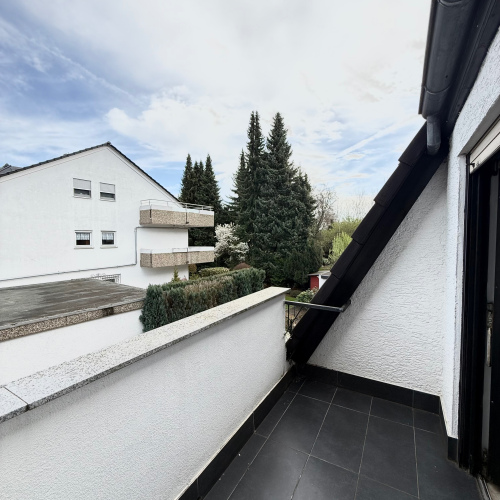 Familienparadies am Waldrand – 5-Zimmer-Reihenhaus mit Garten und zwei Balkonen! optimhome Immobilien Deutschland • Kaufen & Verkaufen Familienparadies am Waldrand – 5-Zimmer-Reihenhaus mit Garten und zwei Balkonen! optimhome Immobilien Deutschland • Kaufen & Verkaufen