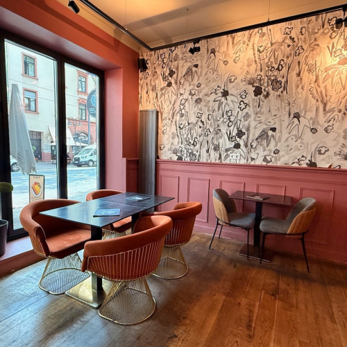 Top Gastronomiefläche mit Vollausstattung und großer Terrasse auf der Schweizer Straße! optimhome Immobilien Deutschland • Kaufen & Verkaufen