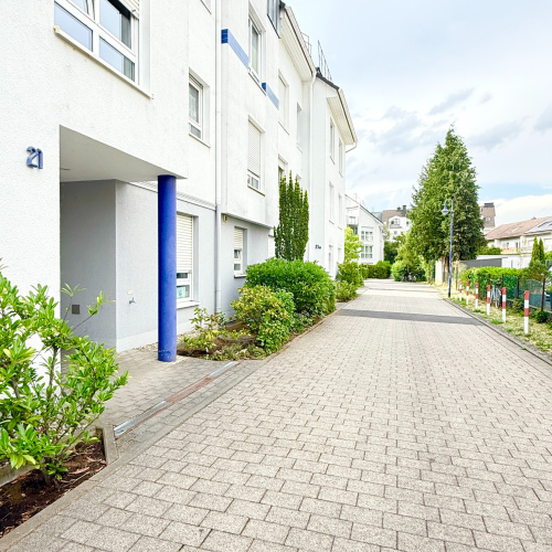 Sofort bezugsfrei! 3-Zimmer-Wohnung mit Kamin und Doppelgarage in Bergen Enkheim! optimhome Immobilien Deutschland • Kaufen & Verkaufen