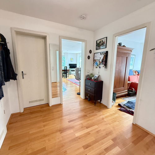 Sofort bezugsfrei! 3-Zimmer-Wohnung mit Kamin und Doppelgarage in Bergen Enkheim! optimhome Immobilien Deutschland • Kaufen & Verkaufen