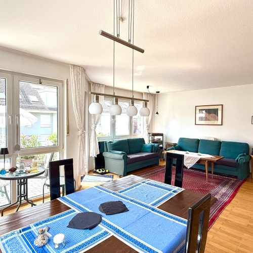 Sofort bezugsfrei! 3-Zimmer-Wohnung mit Kamin und Doppelgarage in Bergen Enkheim! optimhome Immobilien Deutschland • Kaufen & Verkaufen
