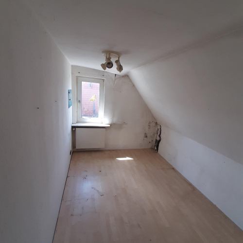 Einfamilienhaus am Ortsrand von Bornum sucht Handwerker optimhome Immobilien Deutschland • Kaufen & Verkaufen Einfamilienhaus am Ortsrand von Bornum sucht Handwerker optimhome Immobilien Deutschland • Kaufen & Verkaufen