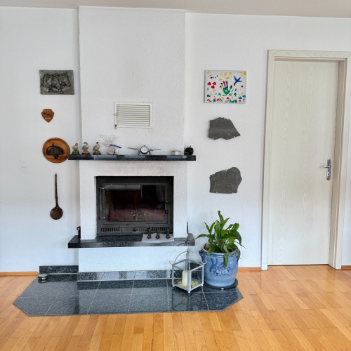 Sofort bezugsfrei! 3-Zimmer-Wohnung mit Kamin und Doppelgarage in Bergen Enkheim! optimhome Immobilien Deutschland • Kaufen & Verkaufen