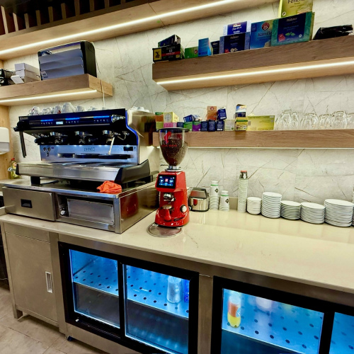 Top Gastrofläche mit Vollausstattung für Backwaren und Grill-Restaurant! optimhome Immobilien Deutschland • Kaufen & Verkaufen