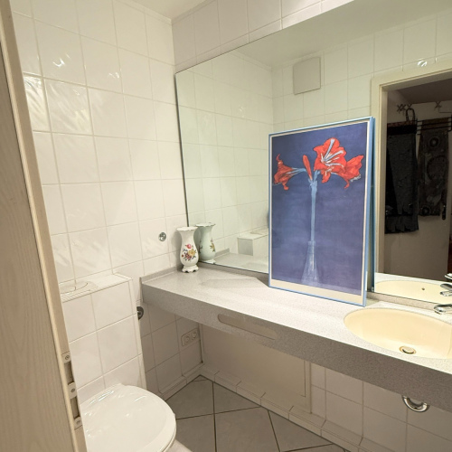 Sofort bezugsfrei! 3-Zimmer-Wohnung mit Kamin und Doppelgarage in Bergen Enkheim! optimhome Immobilien Deutschland • Kaufen & Verkaufen