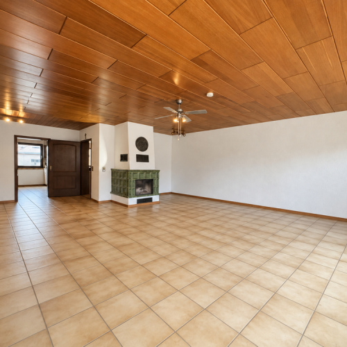 Zweifamilien-Reihenmittelhaus mit 245 m² Wohnfläche, neuem Dach, Wärmepumpe und 3 Garagen optimhome Immobilien Deutschland • Kaufen & Verkaufen