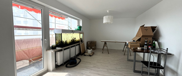 Bild Sofort einziehen: Geräumige 4-Zimmer Wohnung mit Balkon und Stellplatz! in Hattersheim