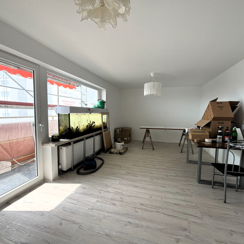 Sofort einziehen: Geräumige 4-Zimmer Wohnung mit Balkon und Stellplatz! optimhome Immobilien Deutschland • Kaufen & Verkaufen Sofort einziehen: Geräumige 4-Zimmer Wohnung mit Balkon und Stellplatz! optimhome Immobilien Deutschland • Kaufen & Verkaufen