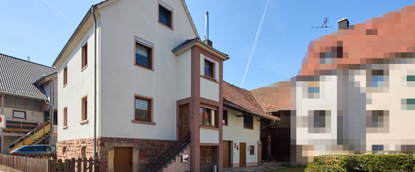 Bild Viel Potenzial zur Gestaltung - großzügiges Wohnhaus mit Nebengebäude in Weibersbrunn