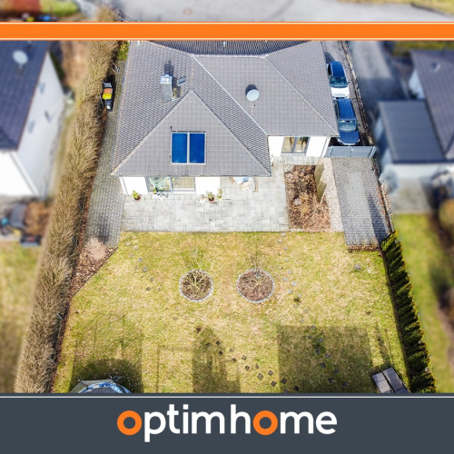 # VERKAUFT # Leben auf einer Ebene – Stilvoller Winkelbungalow zum Wohlfühlen optimhome Immobilien Deutschland • Kaufen & Verkaufen