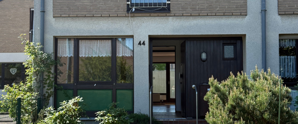Bild Hübsches Reihenendhaus mit tollem Garten und Garage in Köln