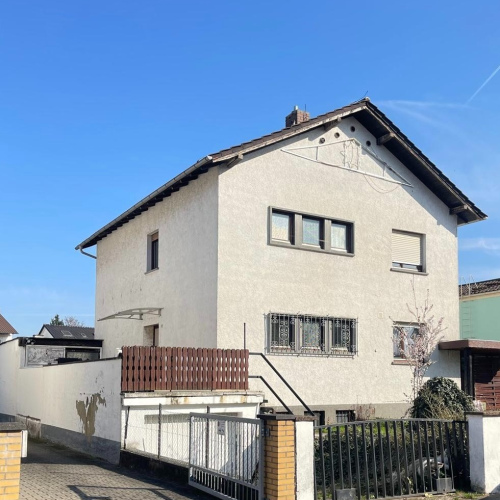 Einfamilienhaus mit Außenpool und Ausbaupotenzial in Mühlheim am Main! optimhome Immobilien Deutschland • Kaufen & Verkaufen Einfamilienhaus mit Außenpool und Ausbaupotenzial in Mühlheim am Main! optimhome Immobilien Deutschland • Kaufen & Verkaufen