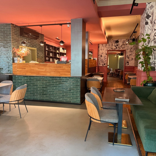 Top Gastronomiefläche mit Vollausstattung und großer Terrasse auf der Schweizer Straße! optimhome Immobilien Deutschland • Kaufen & Verkaufen