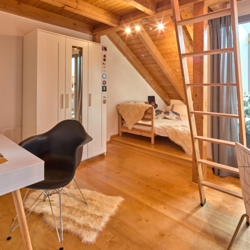 Wohnen mit Charme! Großzügige Dachgeschosswohnung mit Wintergarten und Balkon optimhome Immobilien Deutschland • Kaufen & Verkaufen Wohnen mit Charme! Großzügige Dachgeschosswohnung mit Wintergarten und Balkon optimhome Immobilien Deutschland • Kaufen & Verkaufen
