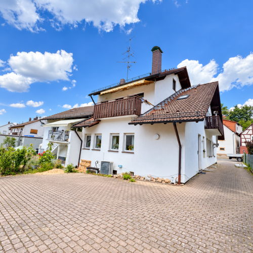 Wohnen auf zwei Ebenen – Maisonette mit zwei Balkonen und Garage optimhome Immobilien Deutschland • Kaufen & Verkaufen Wohnen auf zwei Ebenen – Maisonette mit zwei Balkonen und Garage optimhome Immobilien Deutschland • Kaufen & Verkaufen