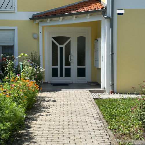 ***Feines Domizil mit Terrasse und Tiefgaragenstellplatz in bester Lage*** optimhome Immobilien Deutschland • Kaufen & Verkaufen
