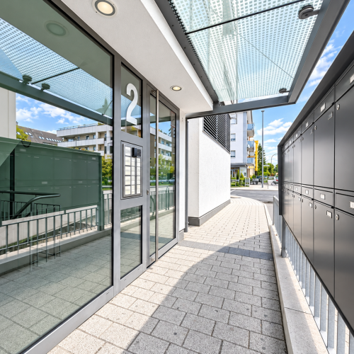 Zentral in Oberursel: 3 Zimmer, 3 Balkone & TG-Stellplatz optimhome Immobilien Deutschland • Kaufen & Verkaufen