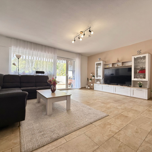 Familienparadies am Waldrand – 5-Zimmer-Reihenhaus mit Garten und zwei Balkonen! optimhome Immobilien Deutschland • Kaufen & Verkaufen Familienparadies am Waldrand – 5-Zimmer-Reihenhaus mit Garten und zwei Balkonen! optimhome Immobilien Deutschland • Kaufen & Verkaufen